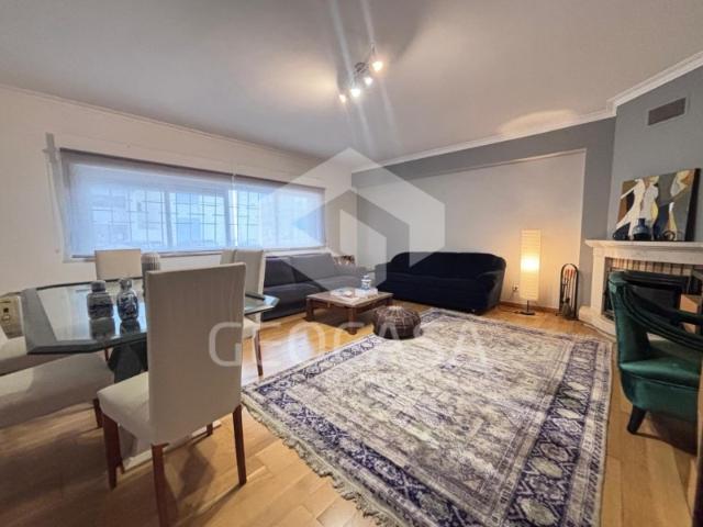Apartamento alugar em Núcleo Urbano Histórico de Oeiras, Oeiras