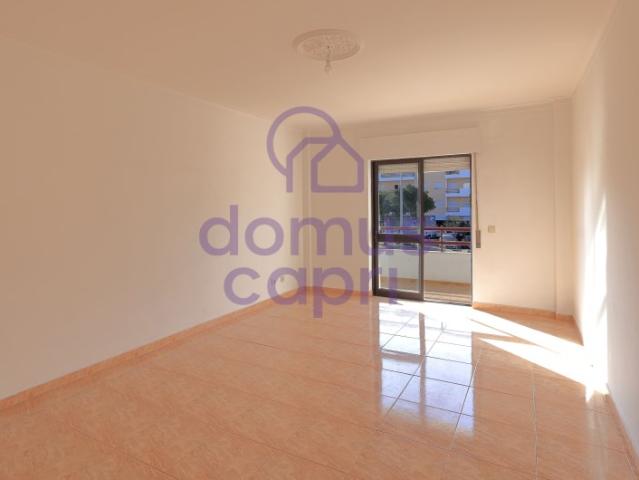 Apartamento venda em Quelfes, Olhão
