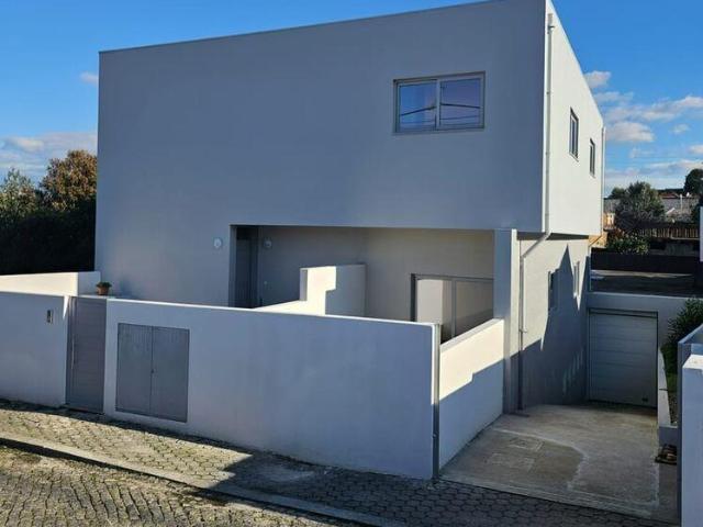 Apartamento venda em Oliveira do Douro, Vila Nova De Gaia