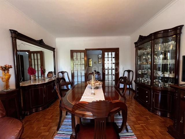 Apartamento venda em Paredes