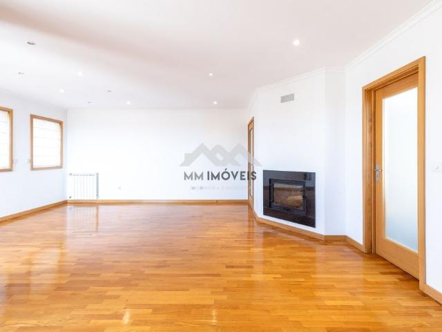 Apartamento alugar em Vila Nova De Gaia, Porto