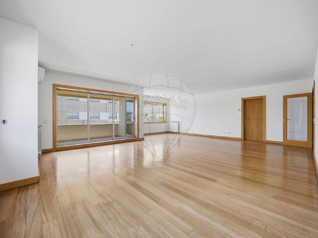 Apartamento alugar em Porto, Cedofeita