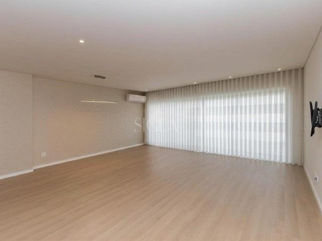Apartamento alugar em Oliveira do Douro, Vila Nova De Gaia