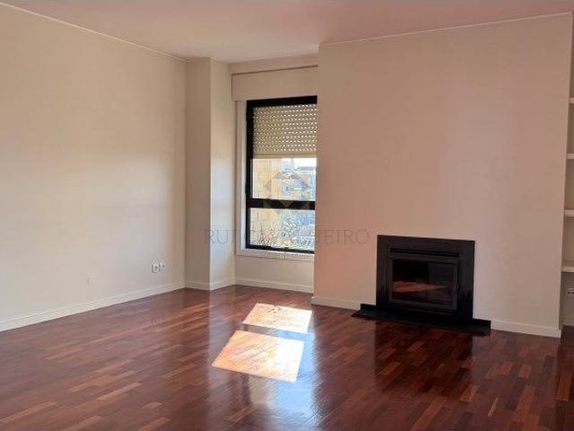 Apartamento alugar em Porto, Cedofeita