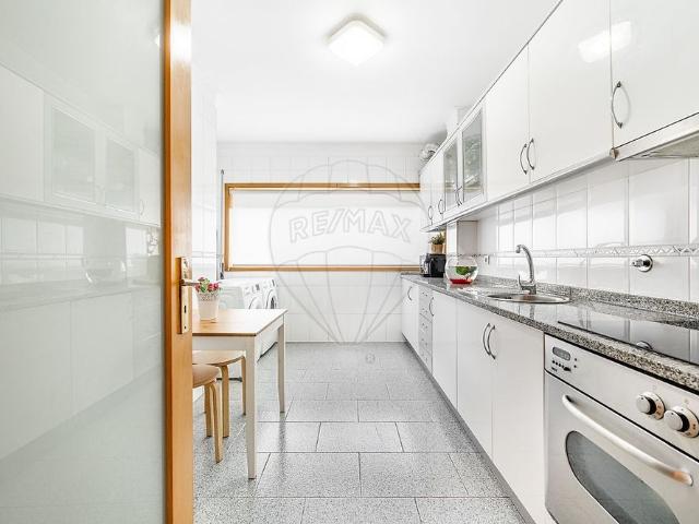 Apartamento alugar em Felgueiras, Sendim