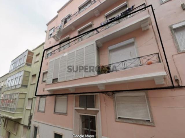 Casa venda em Vale de Carenque, Queluz
