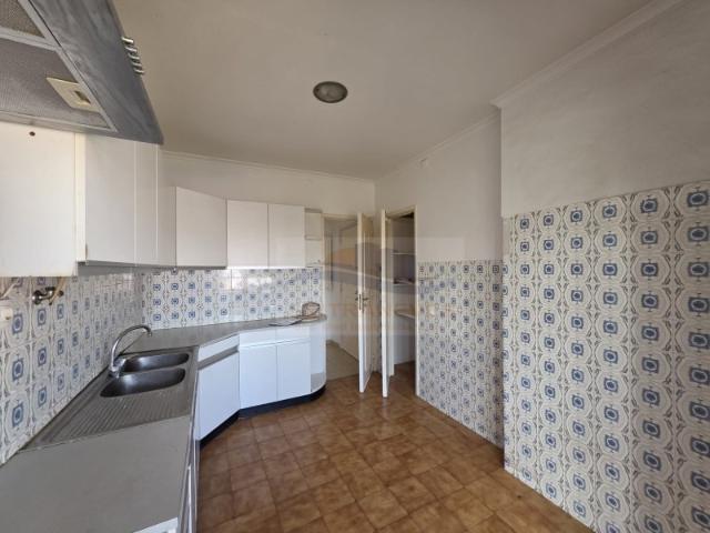 Apartamento venda em Rio de Mouro, Lisboa