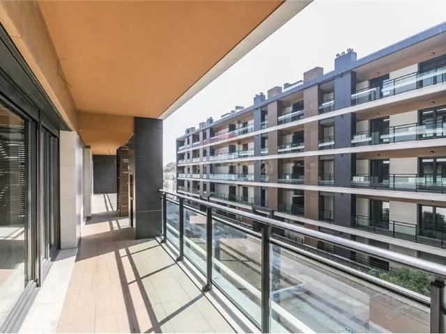 Apartamento venda em Terraços da Ponte, Santiago Dos Velhos
