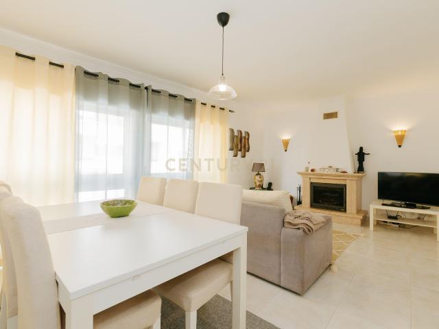 Apartamento venda em Pirescoxe, Santiago Dos Velhos