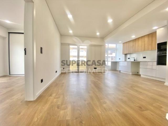 Casa venda em Santiago Dos Velhos, Lisboa