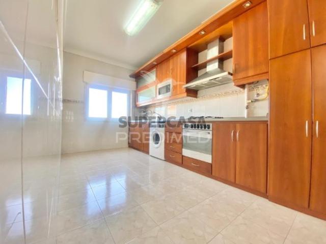 Casa venda em Santiago Dos Velhos, Lisboa