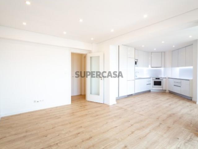 Casa venda em Santiago Dos Velhos, Lisboa