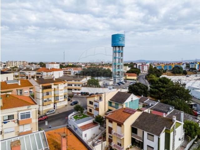 Casa venda em Alto dos Bonecos, Seixal
