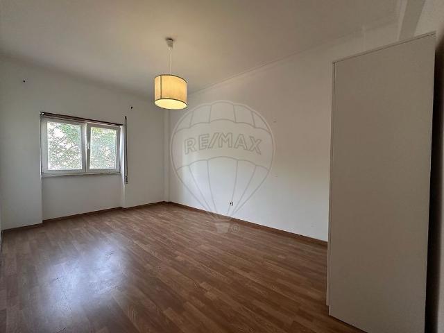 Apartamento alugar em Bairro Ferroviário, Barreiro