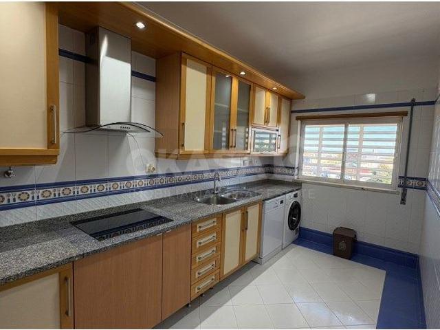 Apartamento alugar em Manteigadas, Setúbal