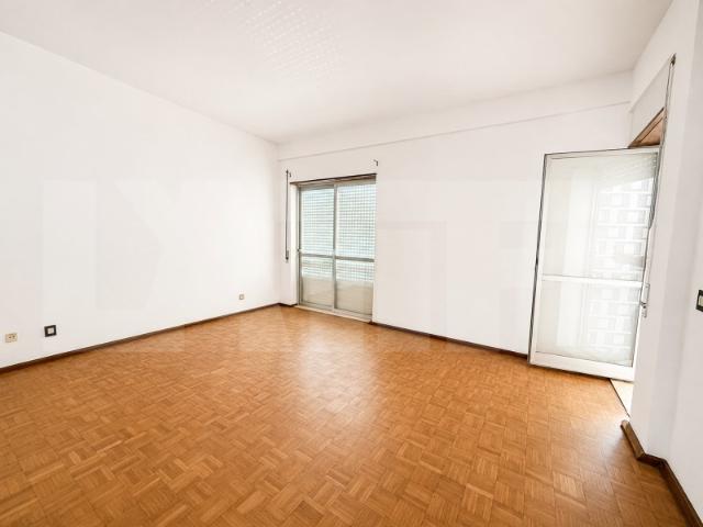 Apartamento venda em Grelhal, Setúbal