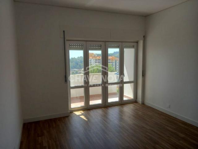 Apartamento alugar em Setúbal