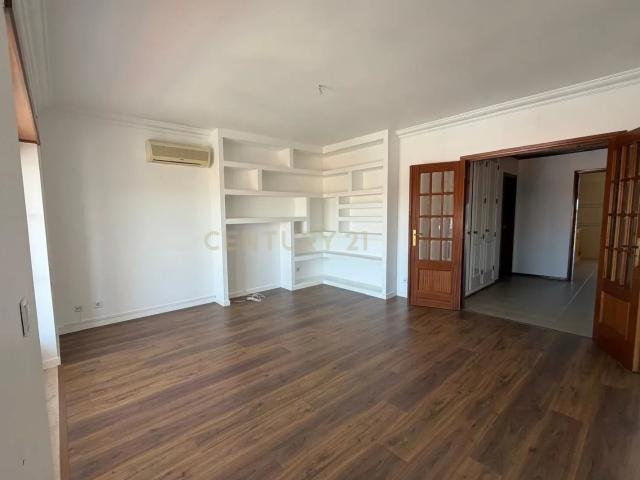 Apartamento venda em Casal Barreiro, Tomar