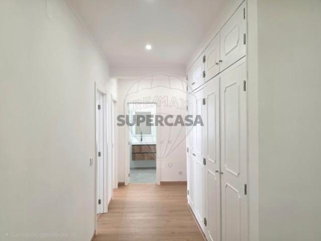 Casa venda em Alpriate, Vialonga