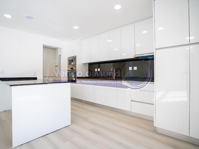 Apartamento venda em Cais de Vila Franca de Xira, Vila Franca de Xira