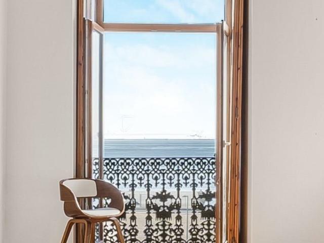 Apartamento venda em Madalena, Lisboa