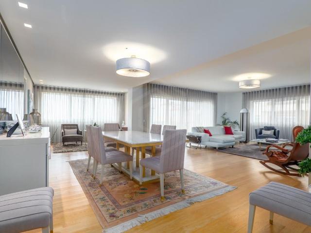 Apartamento venda em Porto