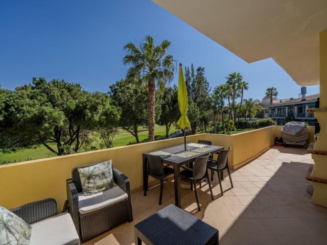Apartamento venda em Quarteira, Loulé