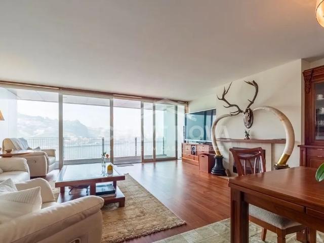 Apartamento venda em Porto, Lordelo Do Ouro