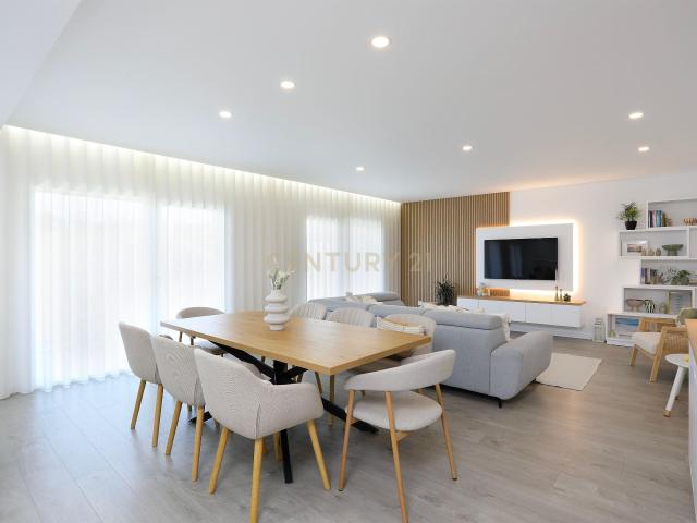 Apartamento venda em Fonte das Eiras, Sintra