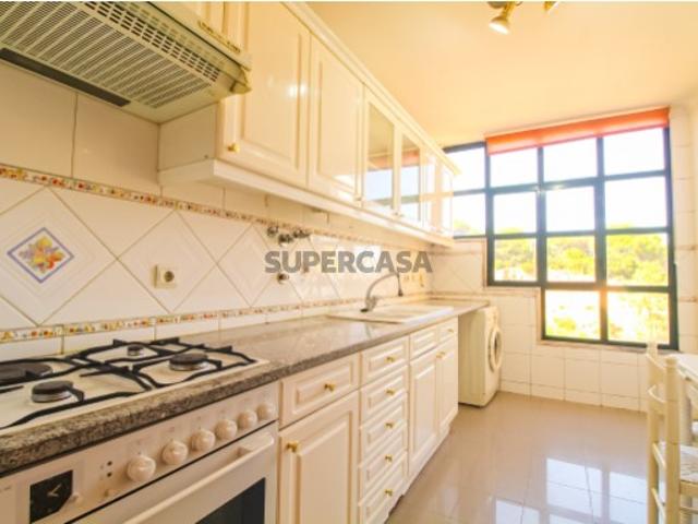 Casa venda em Alto da Ponte, Almada