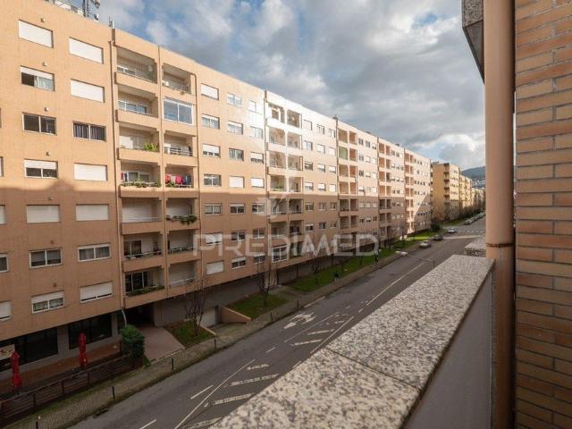 Apartamento alugar em Braga (São José de São Lázaro e São João do Souto), Braga