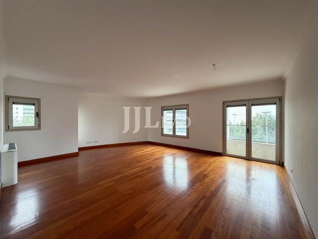 Apartamento alugar em Santa Maria Maior, Lisboa
