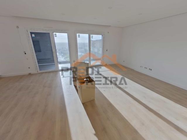 Apartamento venda em Torres da Bela Vista, Santiago Dos Velhos