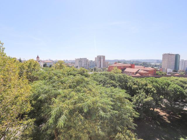Apartamento alugar em Quinta do Lambert, Lisboa