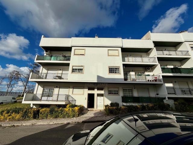 Apartamento venda em Marinheiros, Leiria