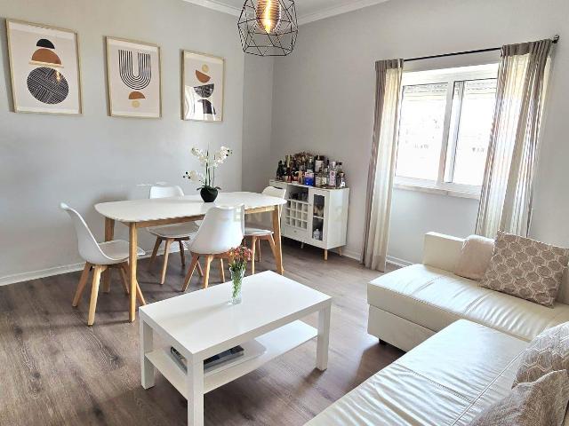 Apartamento alugar em Cova da Piedade, Almada
