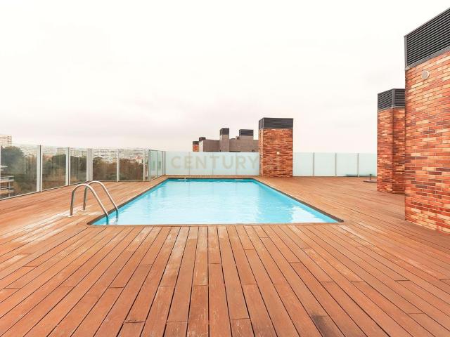 Apartamento alugar em Jardins do Cristo Rei, Santiago Dos Velhos