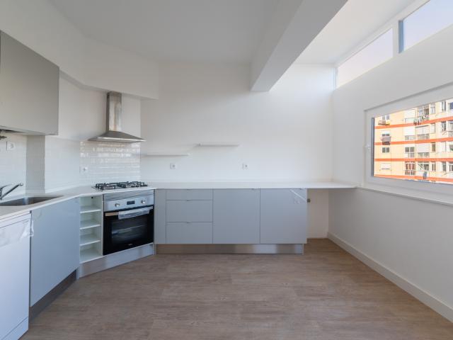 Apartamento alugar em Amadora, Lisboa