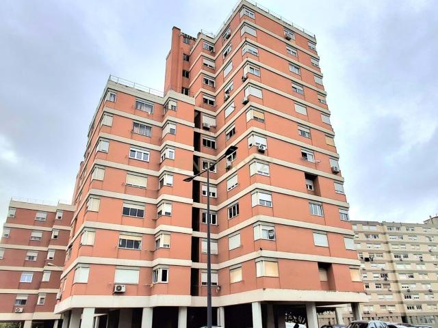 Apartamento venda em Bairro das Amendoeiras, Lisboa