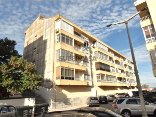 Casa venda em Quinta da Caneira, Almada