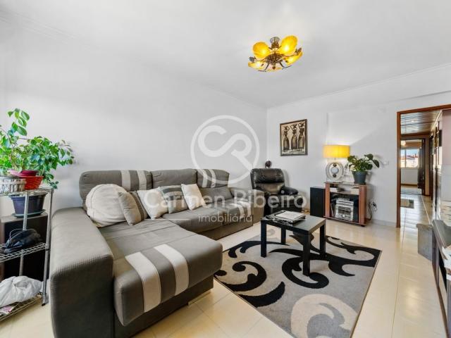 Apartamento venda em Torre da Marinha, Seixal