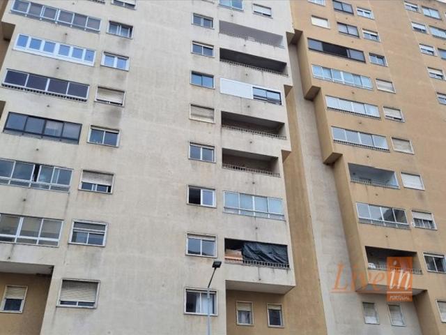 Apartamento venda em Carregado