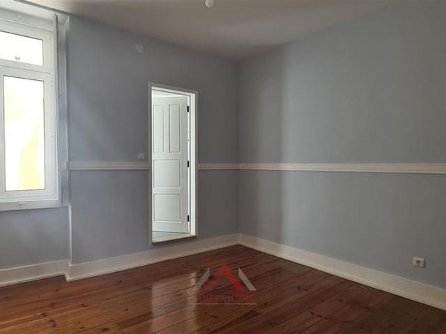 Apartamento alugar em Bairro dos Capuchos, Leiria
