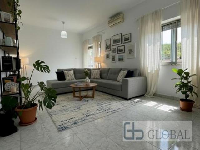 Apartamento venda em Encosta do Sol, Amadora