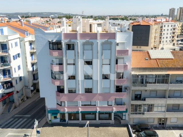Apartamento venda em Carregado e Cadafais, Alenquer