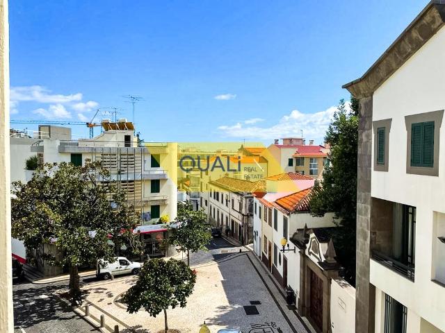 Apartamento venda em Funchal, Ilhéus