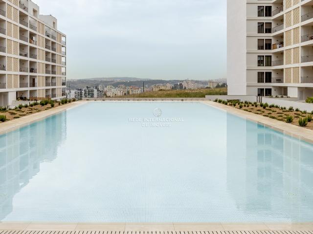 Apartamento venda em Santiago Dos Velhos, Lisboa