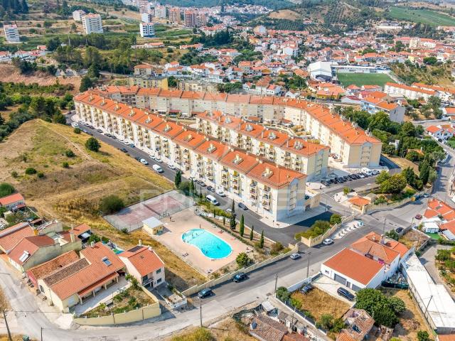 Apartamento venda em Alenquer (Santo Estêvão e Triana), Alenquer
