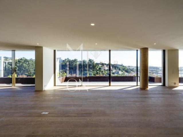Casa venda em Porto, Lordelo Do Ouro