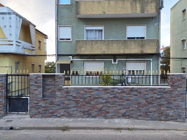 Apartamento venda em Arrentela, Seixal